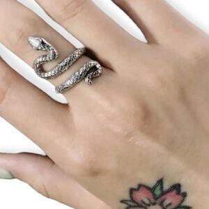 Silver Textured Crawling Snake Open Band Ring NEW